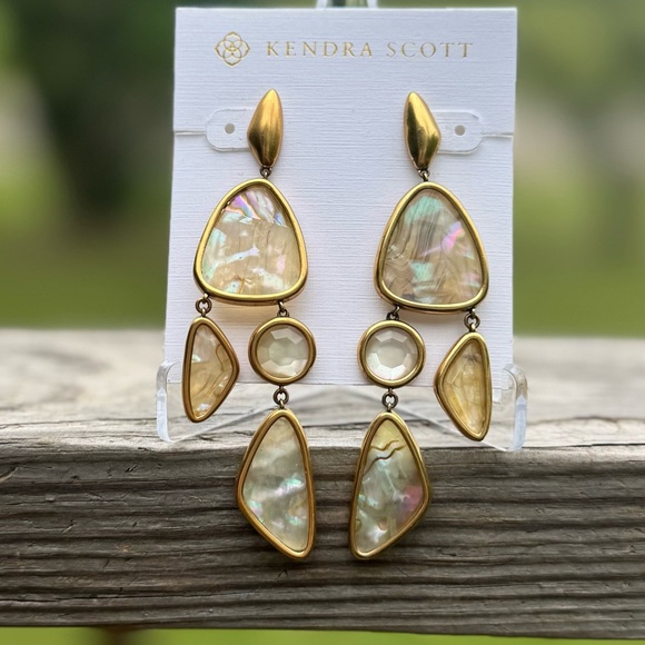 Kendra Scott Margot Vintage Gold Statement Earrings - Picture 5 of 5